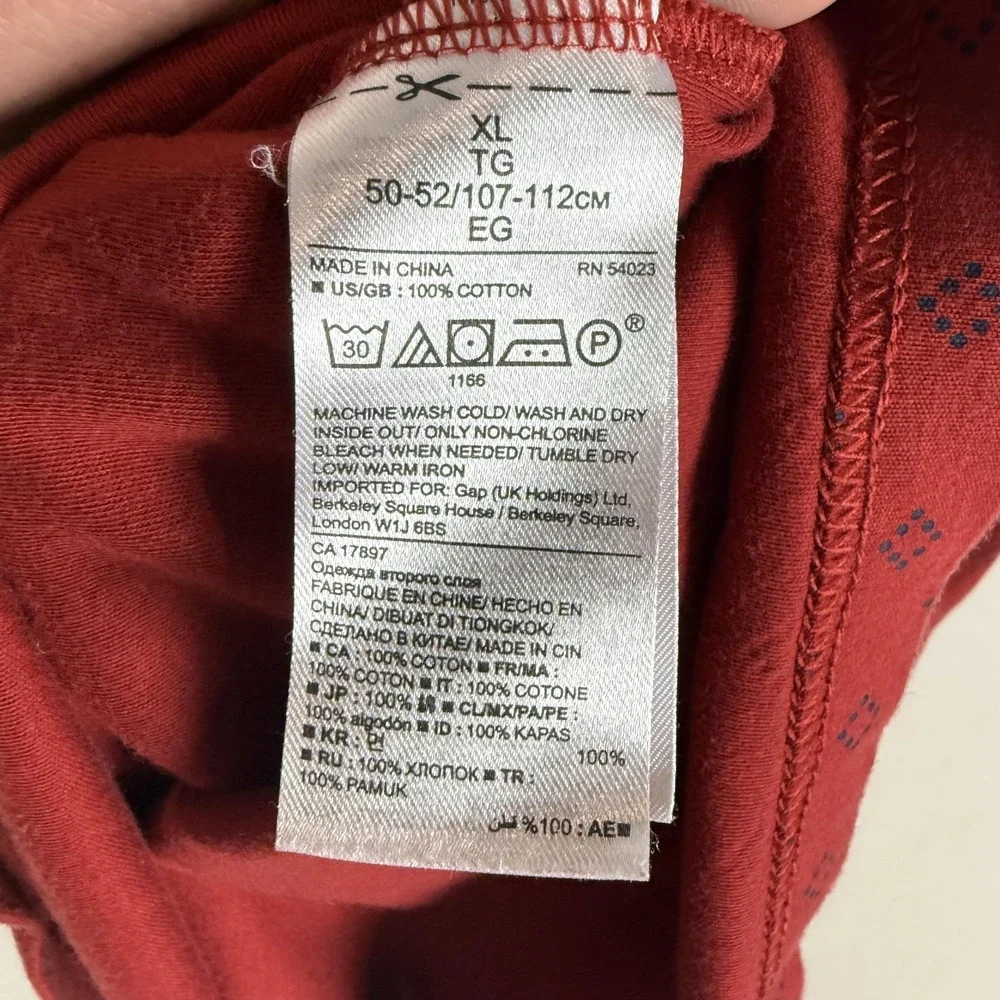 Banana Republic brand banana